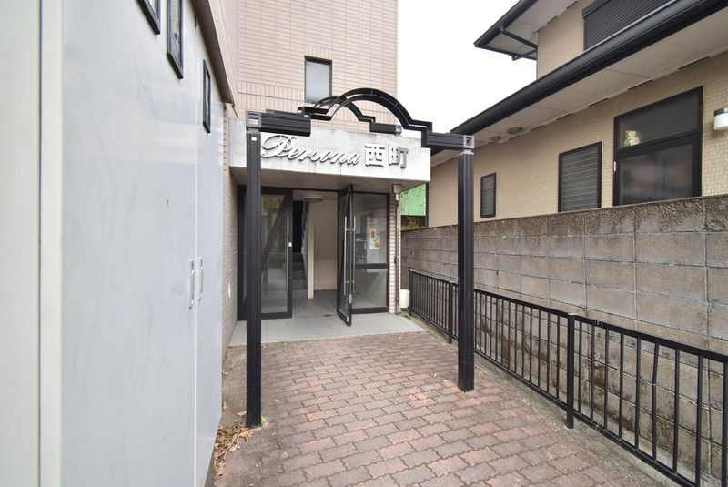 ペルソナ西町のエントランス|清潔なエントランス♪
