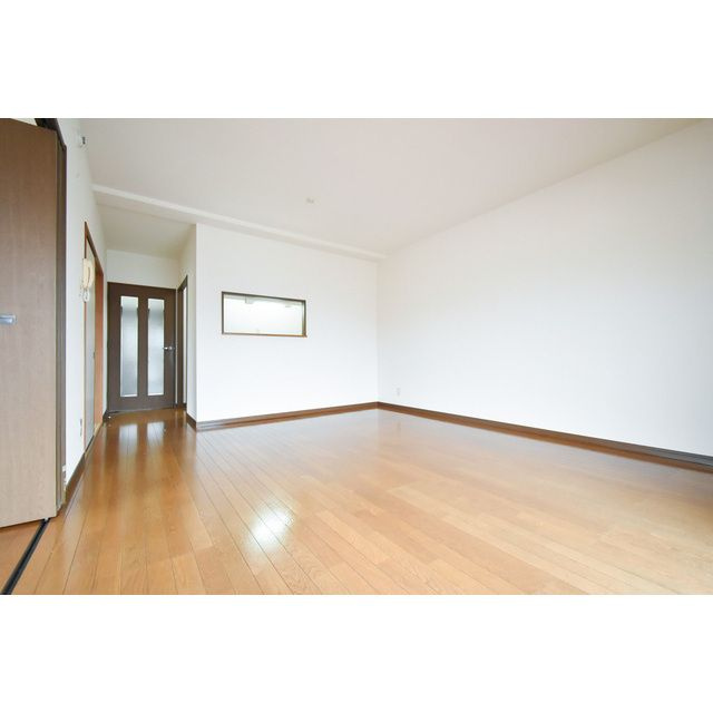 ペルソナ西町の居間・リビング|広いリビング★