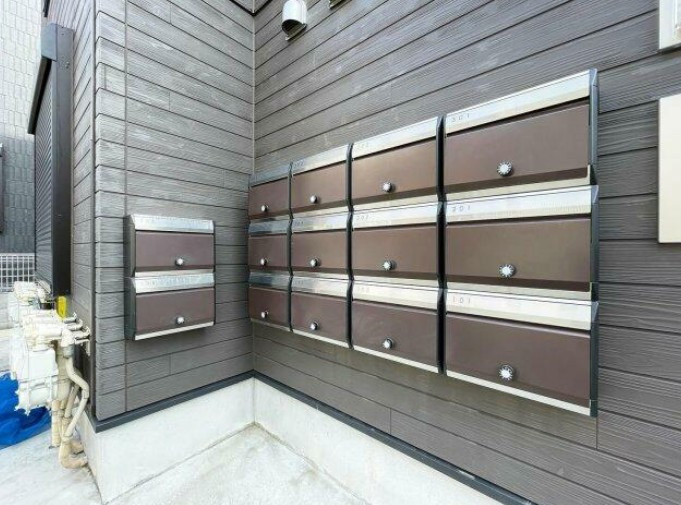 ハイスタンダード堀切のエントランス