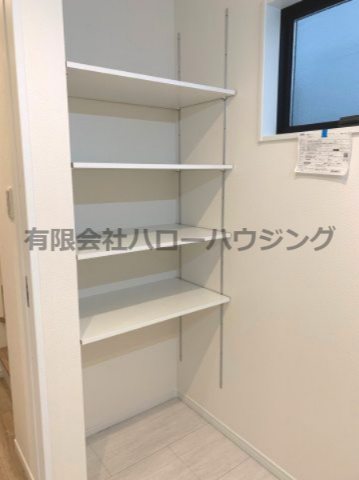 【内観：施工例】 | PLAISIR小松南町 新築戸建 | 洗面(収納)
