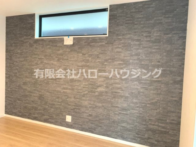 【内観：施工例】 | PLAISIR小松南町 新築戸建 | リビング(エコカラット)