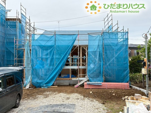 行田市桜町1丁目　新築一戸建て　ブルーミングガーデン　02