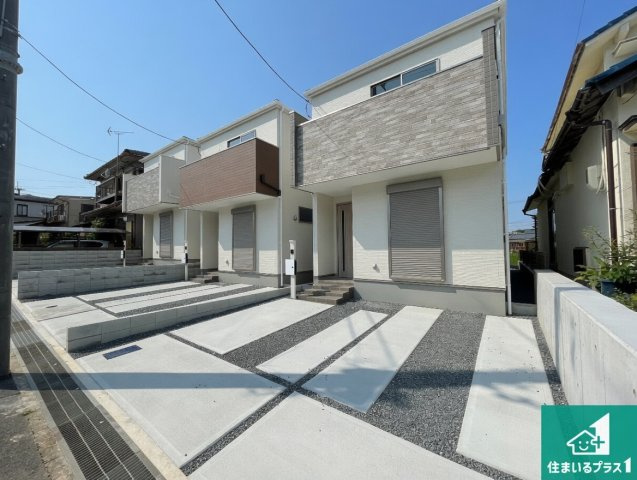 ★亀岡市余部町天神又　第6期　新築一戸建ての前面道路含む現地写真|周辺は落ち着いた街並みの住宅地！子育てがしやすい住環境です！まだ未完成ですが、現地でしかわからない事もございます。是非一度ご覧ください。
