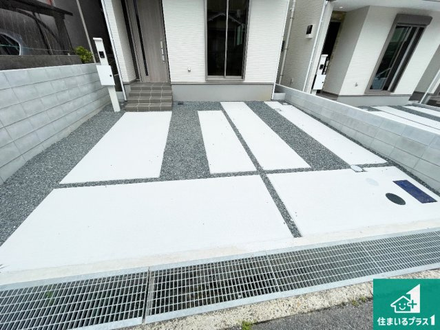 亀岡市余部町天神又　第6期　新築一戸建ての駐車場|駐車スペース！散水栓があるので、こまめに愛車を洗えます！