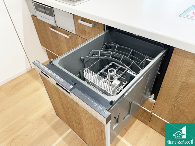 亀岡市余部町天神又　第6期　新築一戸建てのその他|食事後の一仕事、食器洗いをボタン一つでお任せできちゃいます！