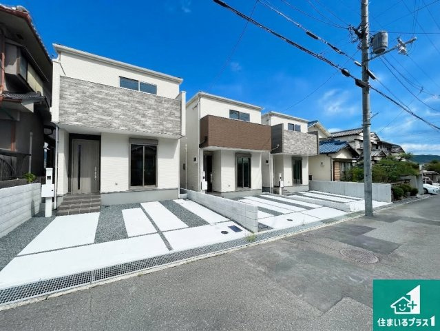 亀岡市余部町天神又　第6期　新築一戸建ての外観|安心の10年保証！外観を美しく保ち、雨水で汚れを落とします！