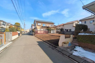 【前面道路含む現地写真】 | 日野市東平山２丁目　全２棟　A号棟　仲介手数料無料