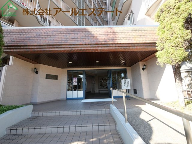 マンハイム加古川C棟　　　山陽電鉄「別府駅」徒歩7分のエントランス