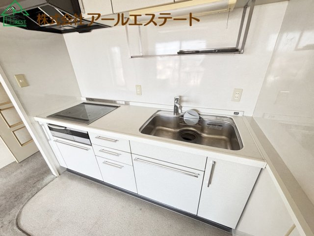 マンハイム加古川C棟　　　山陽電鉄「別府駅」徒歩7分のキッチン