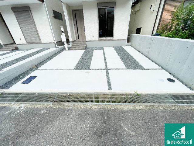 亀岡市余部町天神又　第6期　新築一戸建ての駐車場|駐車スペース！散水栓があるので、こまめに愛車を洗えます！