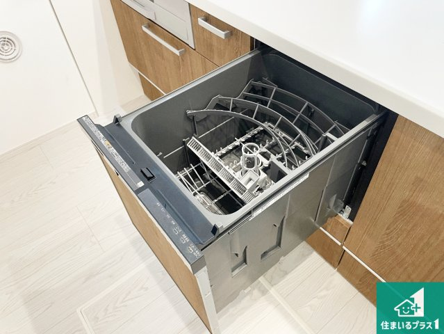 亀岡市余部町天神又　第6期　新築一戸建てのその他|食事後の一仕事、食器洗いをボタン一つでお任せできちゃいます！