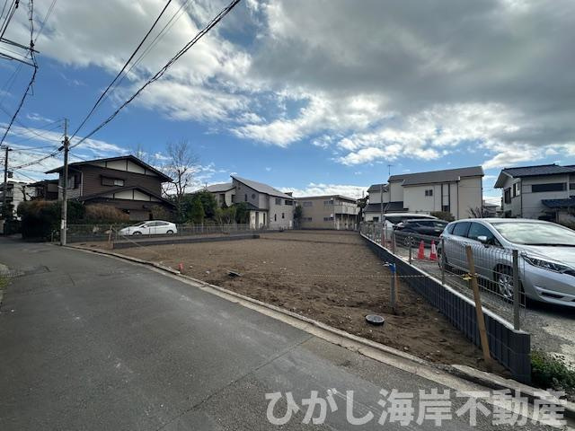 藤沢市本鵠沼3丁目　売地　全２区画の前面道路含む現地写真|現地外観