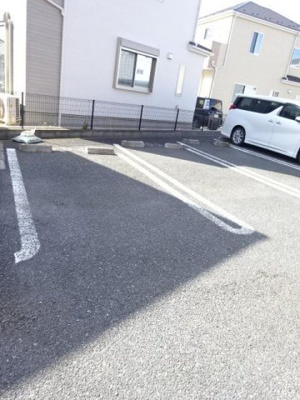 【駐車場】 | ブリーズ・ベル