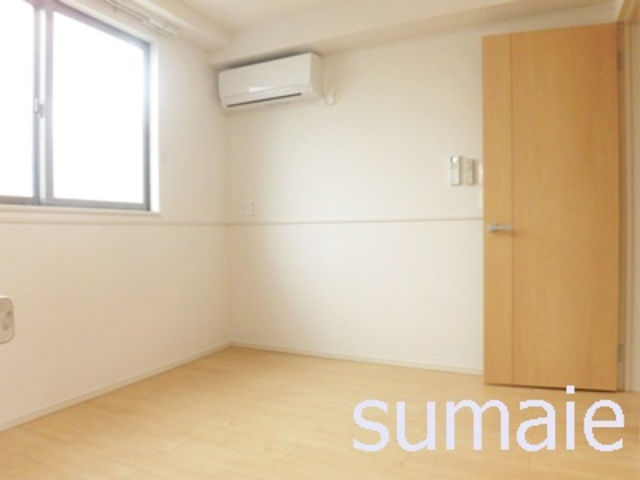 ノーブル西尾久Ⅰの居間・リビング|エアコン全室付き☆