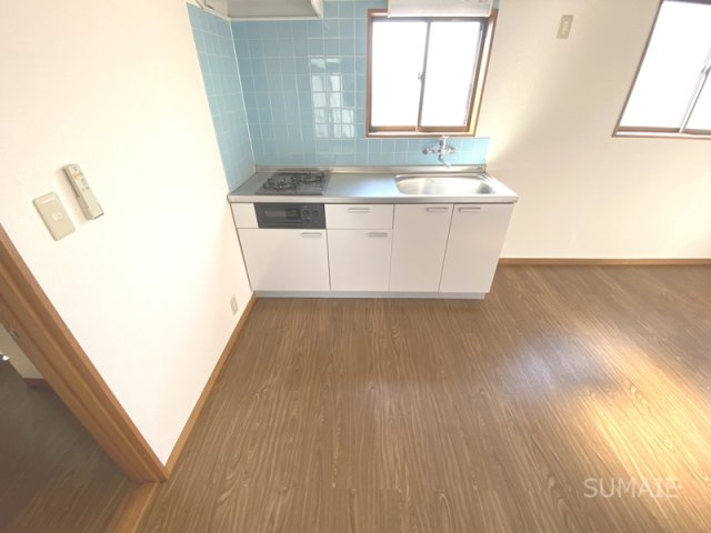 サンシャインⅠのキッチン|広々キッチンスペース☆彡