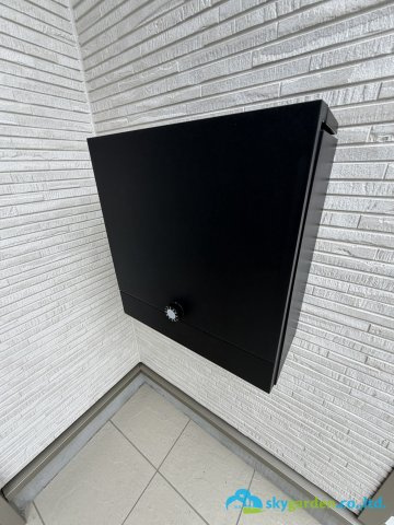 秦野市堀西第24　新築戸建　全2棟1号棟の玄関
