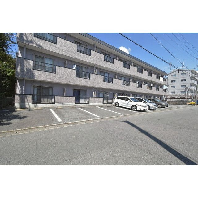 ハミルトン21の駐車場