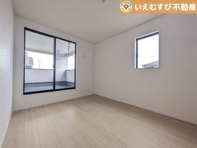 Cradle garden　大泉町寄木戸第18の洋室