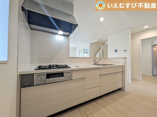 Cradle garden　大泉町寄木戸第18のキッチン