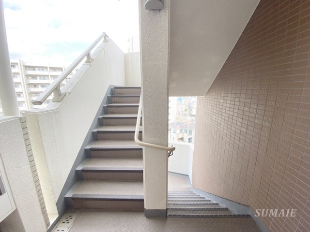 シアンズ北浦和のその他|共用階段です☆