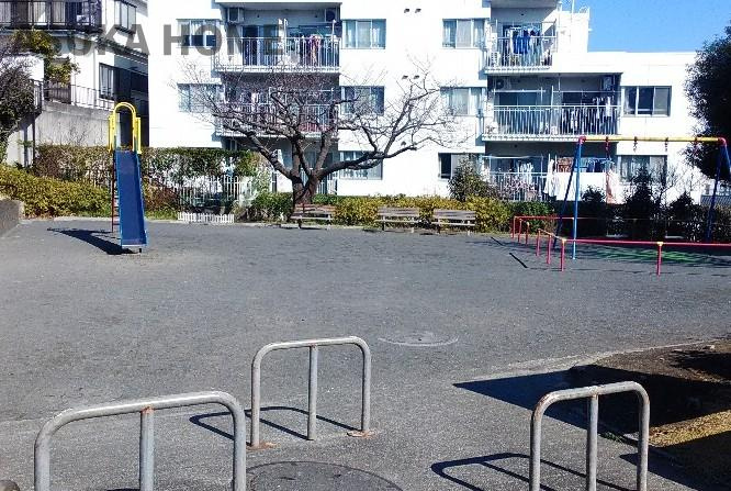 アストラル上大岡のその他|大久保三丁目第三公園が最寄りにあります♪大きな公園ではないですが、遊具もありきれいに整備されています