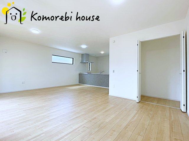 さいたま市西区佐知川　9期　新築一戸建て　グレース　01の居間・リビング|26.5.7撮影済み