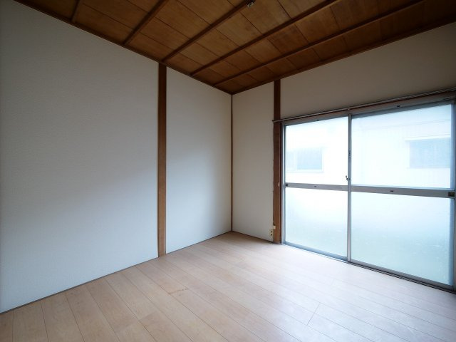 福富西槙野様貸家1号の洋室|※写真は別の部屋のものです。