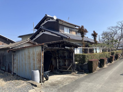 【外観】 | 河原林町勝林島畑田一戸建 | 駐車1台可