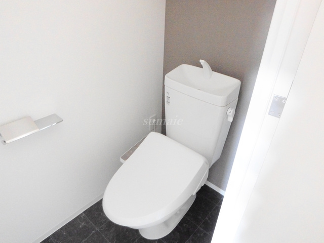 Ｌａ　Ｄｏｕｃｅｕｒ志茂のトイレ|温水洗浄便座ついてます☆