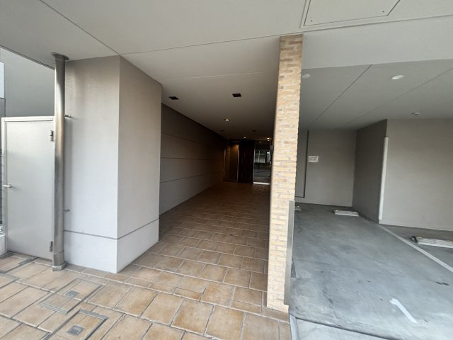 シルエラ甲南山手のエントランス