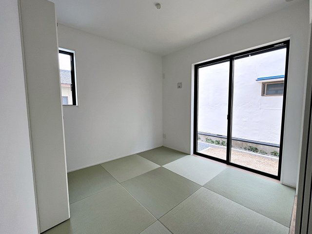 新築戸建・新築建売　郡山市咲田一丁目　桃見台小・第五中の和室|リビングのすぐ隣にあるのでお子様のお昼寝や遊び場として最適！