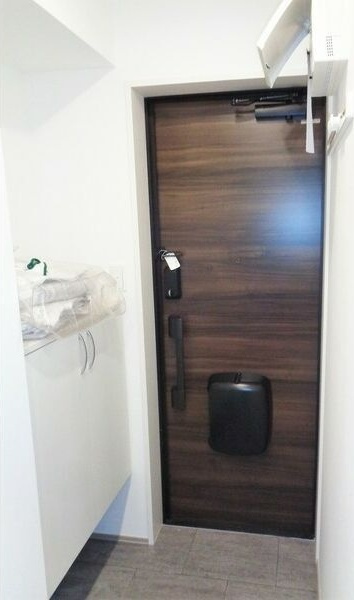 DエラングラースH仙台宮町の玄関