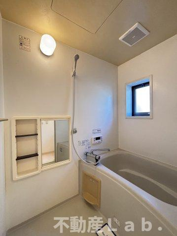 シャーメゾン古城　Ｂ棟の浴室|※同一建物1階のお写真です。