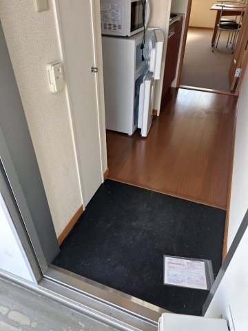スカイゲート間門の玄関