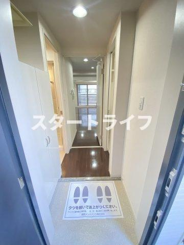 大阪市淀川区宮原２丁目の賃貸マンションの玄関