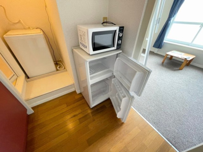 【その他】 | レオパレスケイツハイムＣ | 冷蔵庫【お部屋によってメーカー・サイズ異なります】