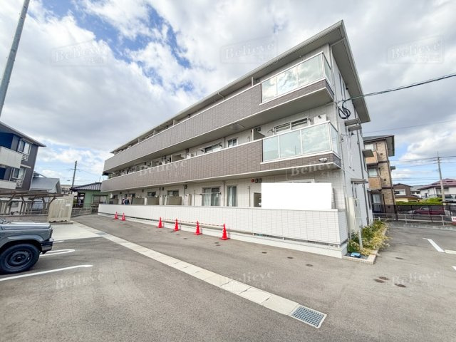 ル・ココンの外観|お洒落な外観です★