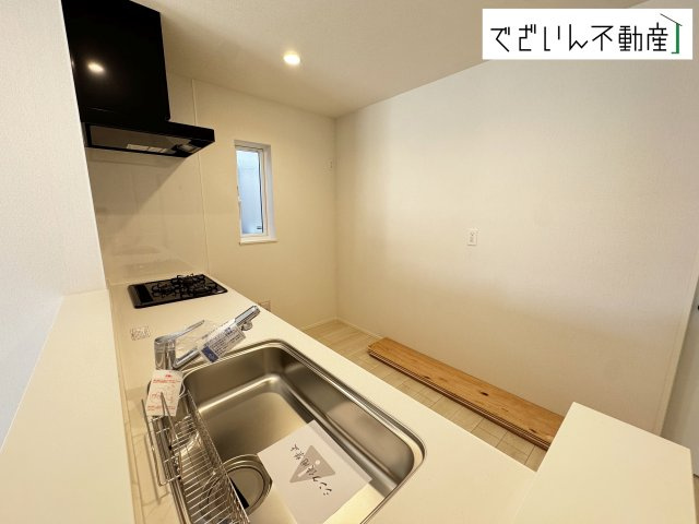 【キッチン】 | LIGNAGE羽生市南5丁目【平屋】新築住宅 | 現地(2026年5月撮影)