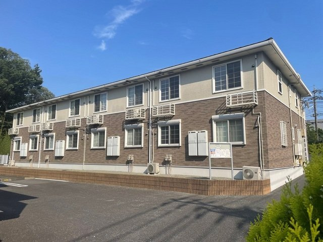 クレストガーデンⅡの外観