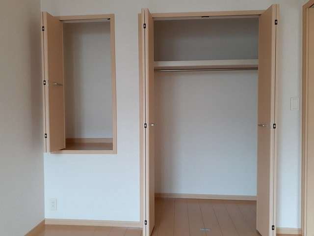 クレストガーデンⅡの収納