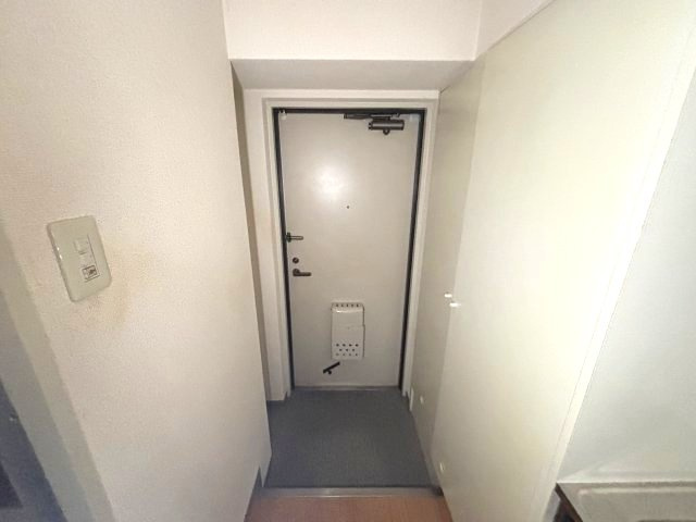 サンシャイン三宮の玄関