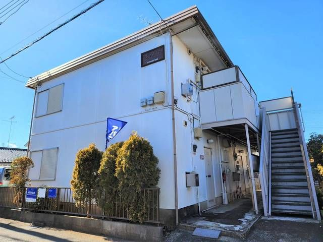 プレイス３２５のエントランス