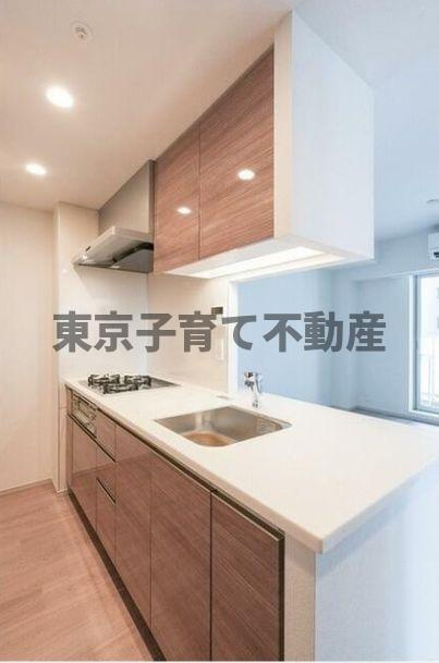 コンフォリア東上野のキッチン