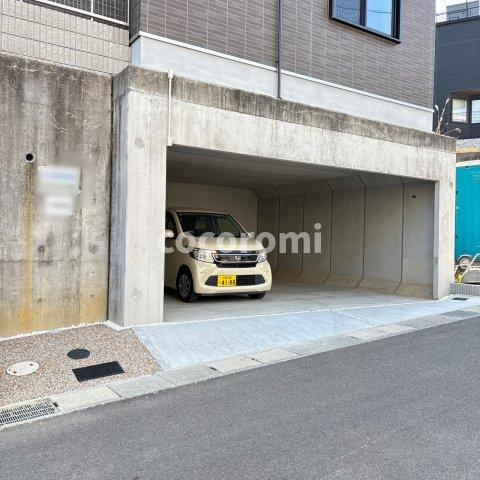 薪里ノ内戸建ての駐車場