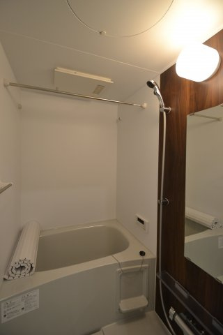 Ｄ－ｒｏｏｍ高須の浴室