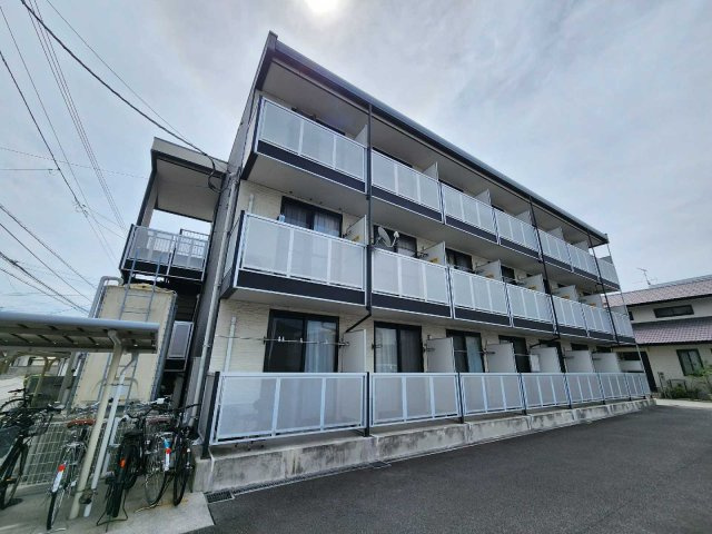 レオパレススカイ