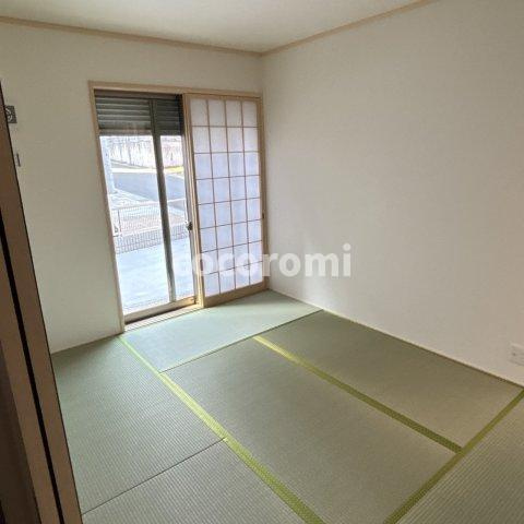 京田辺市薪里ノ内の和室