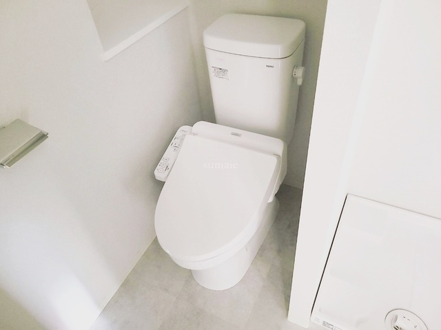 ＶＡＬＥＳＩＡ東十条ＣＩＴＹのトイレ|温水洗浄便座付きです☆