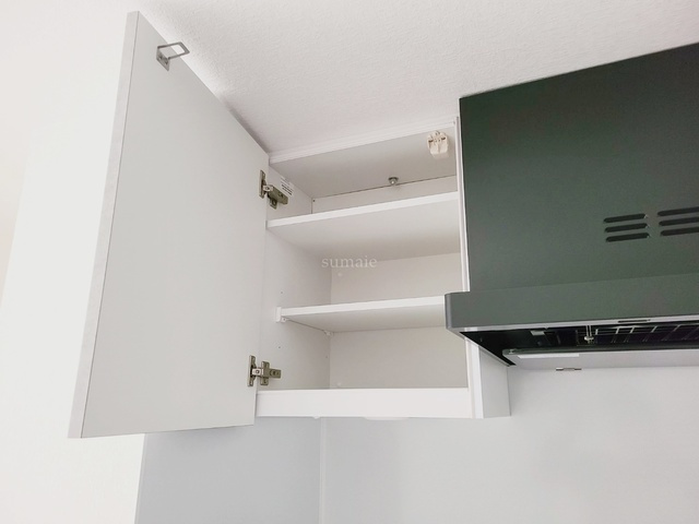 ＶＡＬＥＳＩＡ東十条ＣＩＴＹのキッチン|キッチン上部の収納です☆