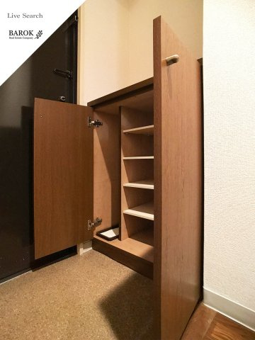 マイナミハイツⅡの玄関